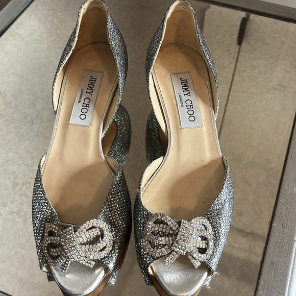 Jimmy Choo Fabulous Silver Glitter shiny kitten heels with Diamond bow detail - Picture 2 of 4